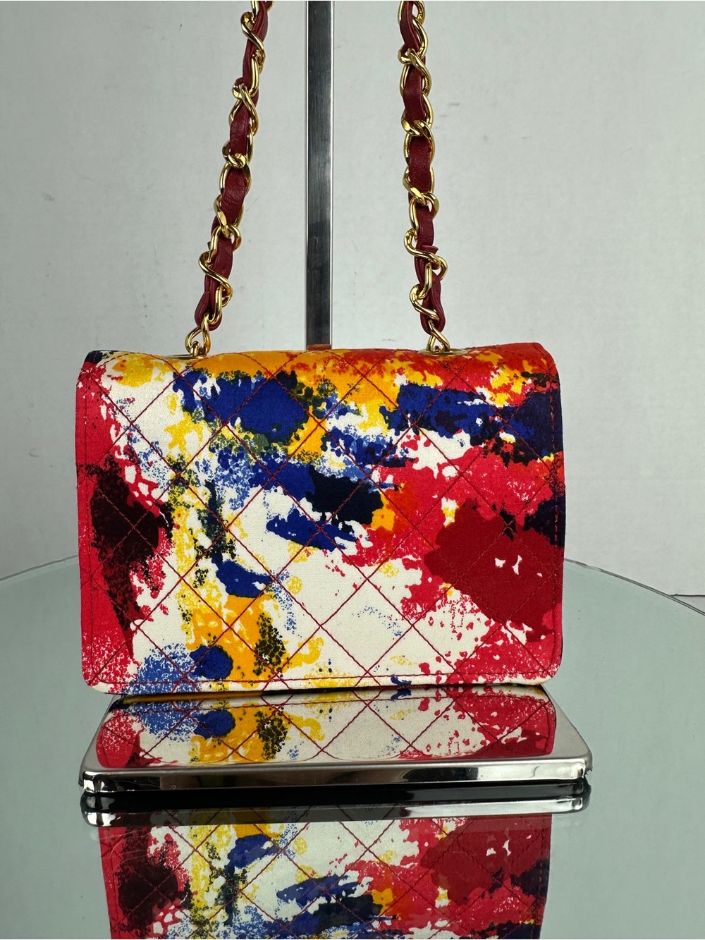 CHANEL Graffiti Watercolor Matelassé Satin Flap / Crossbody Bag – Limited Ed. - Picture 5 of 11
